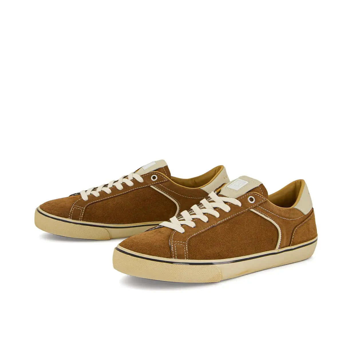 danielle-low-brown-he13