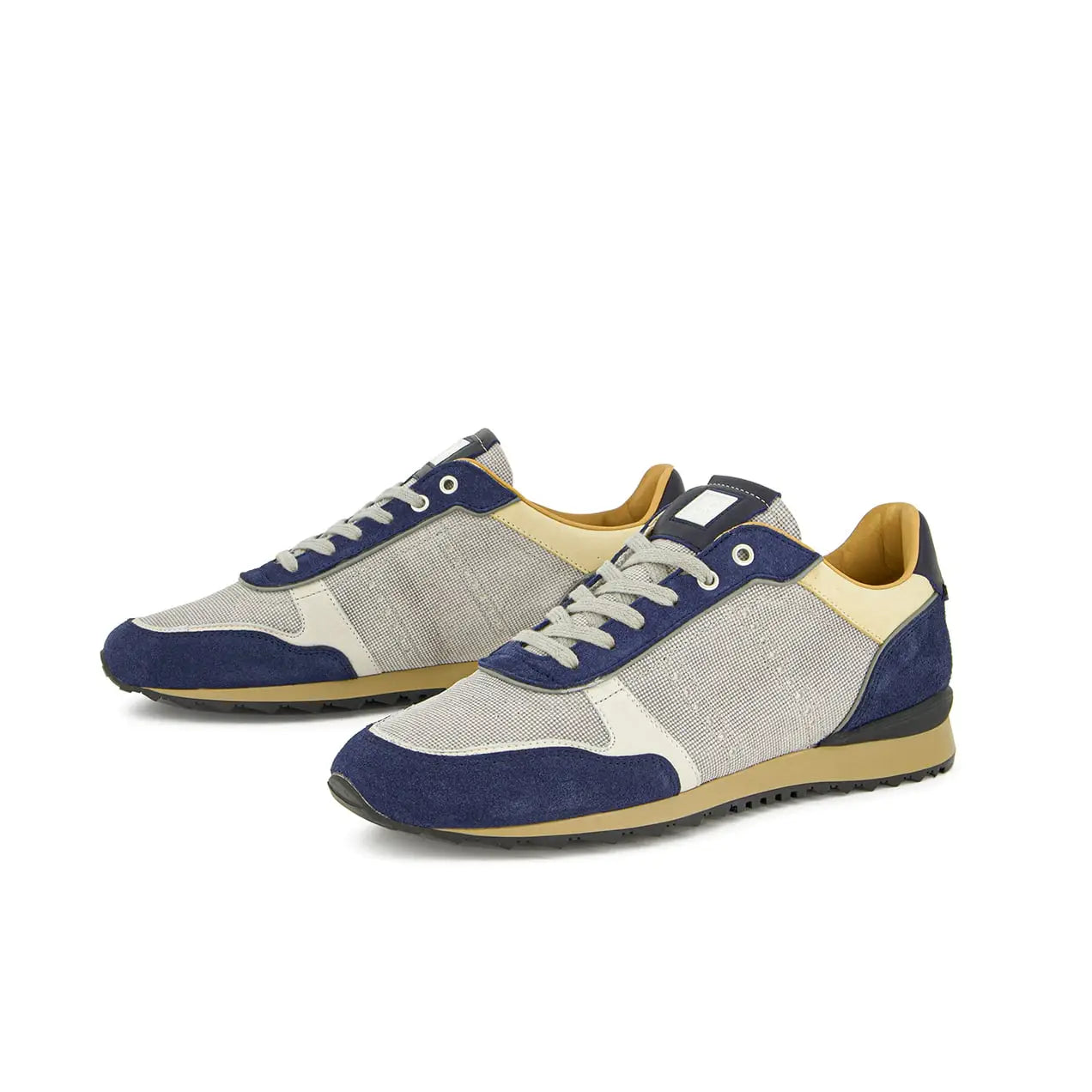 joan-light-grey-blue-he13
