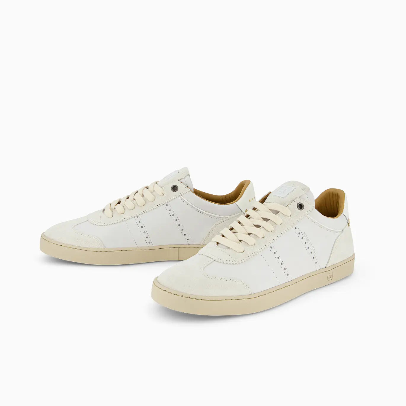 judy-dust-white-cl02-1