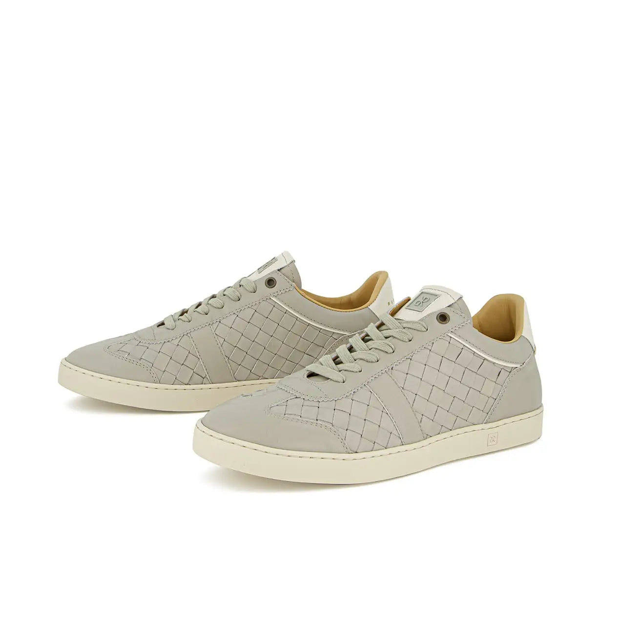 judy-grey-he13