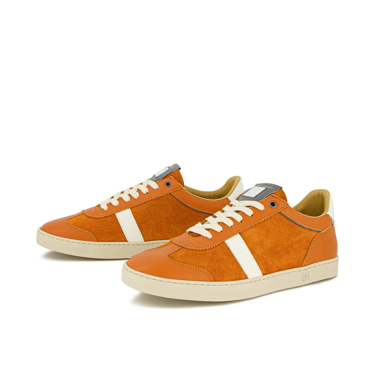 judy-orange-he13