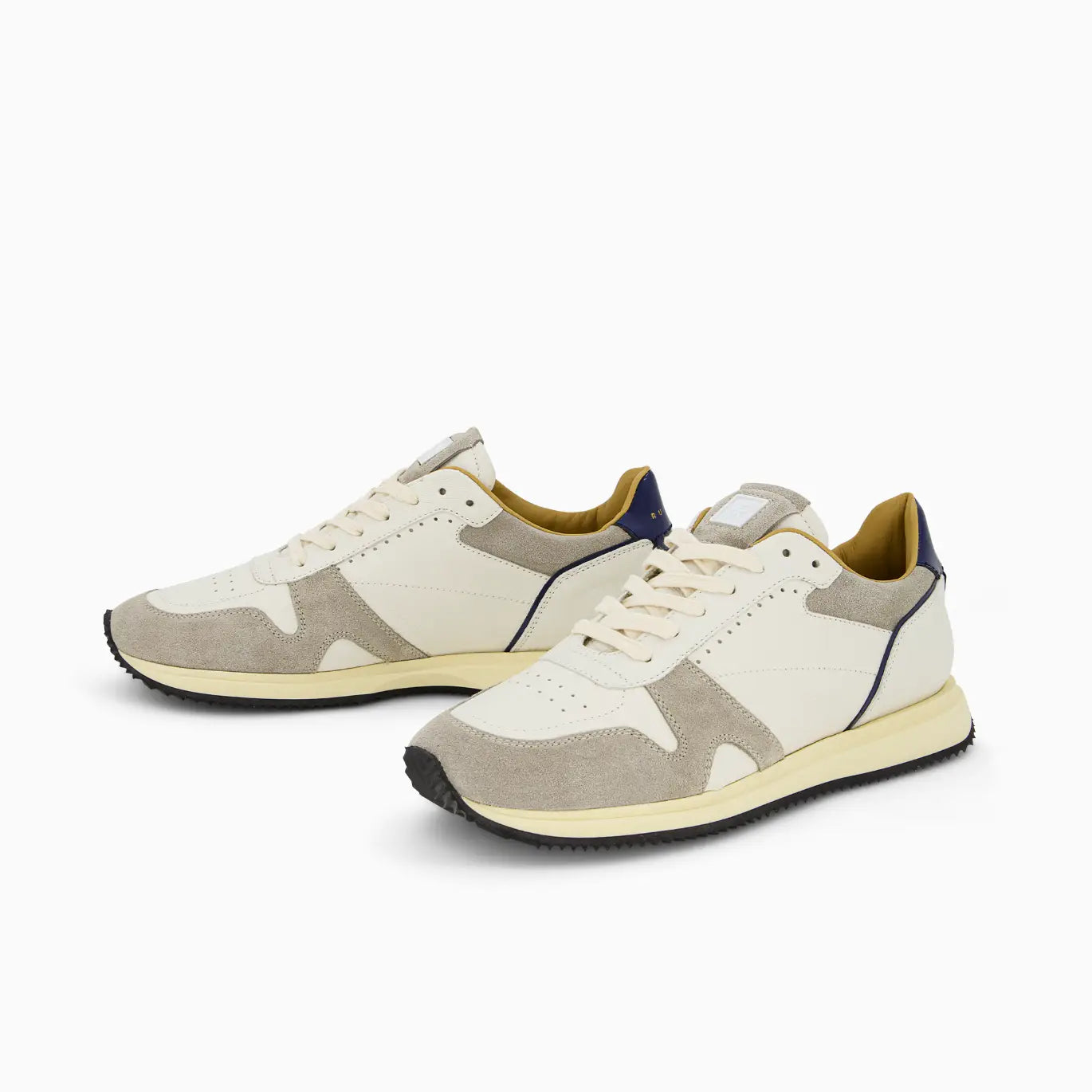 kim-white-blue-he10-1