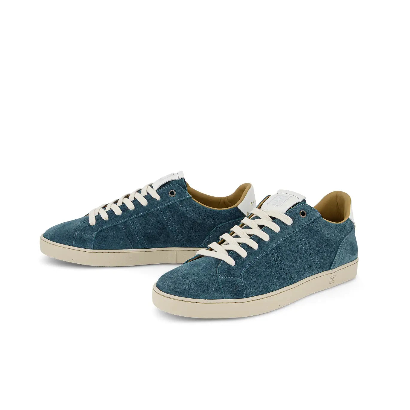 odile-blue-he10-1