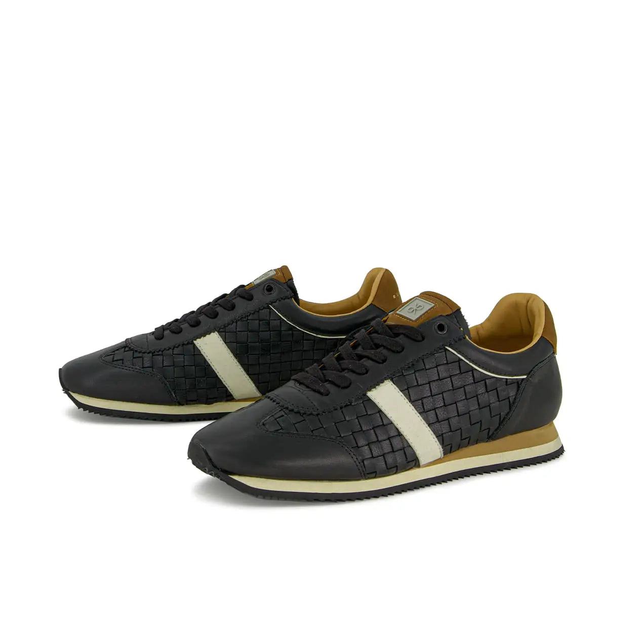 tina-black-he13