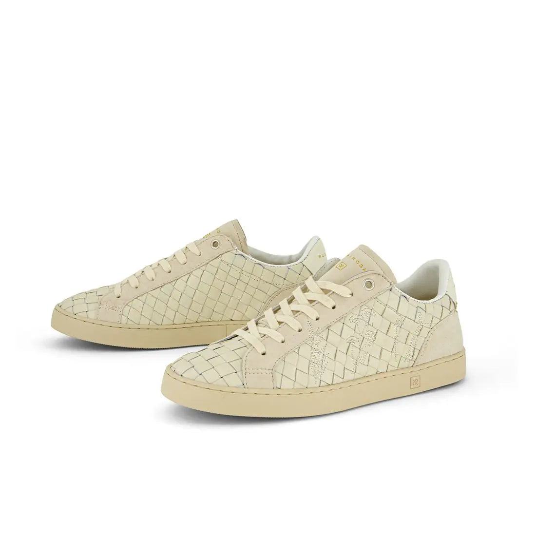 odile-d-flower-ivory-he14-1