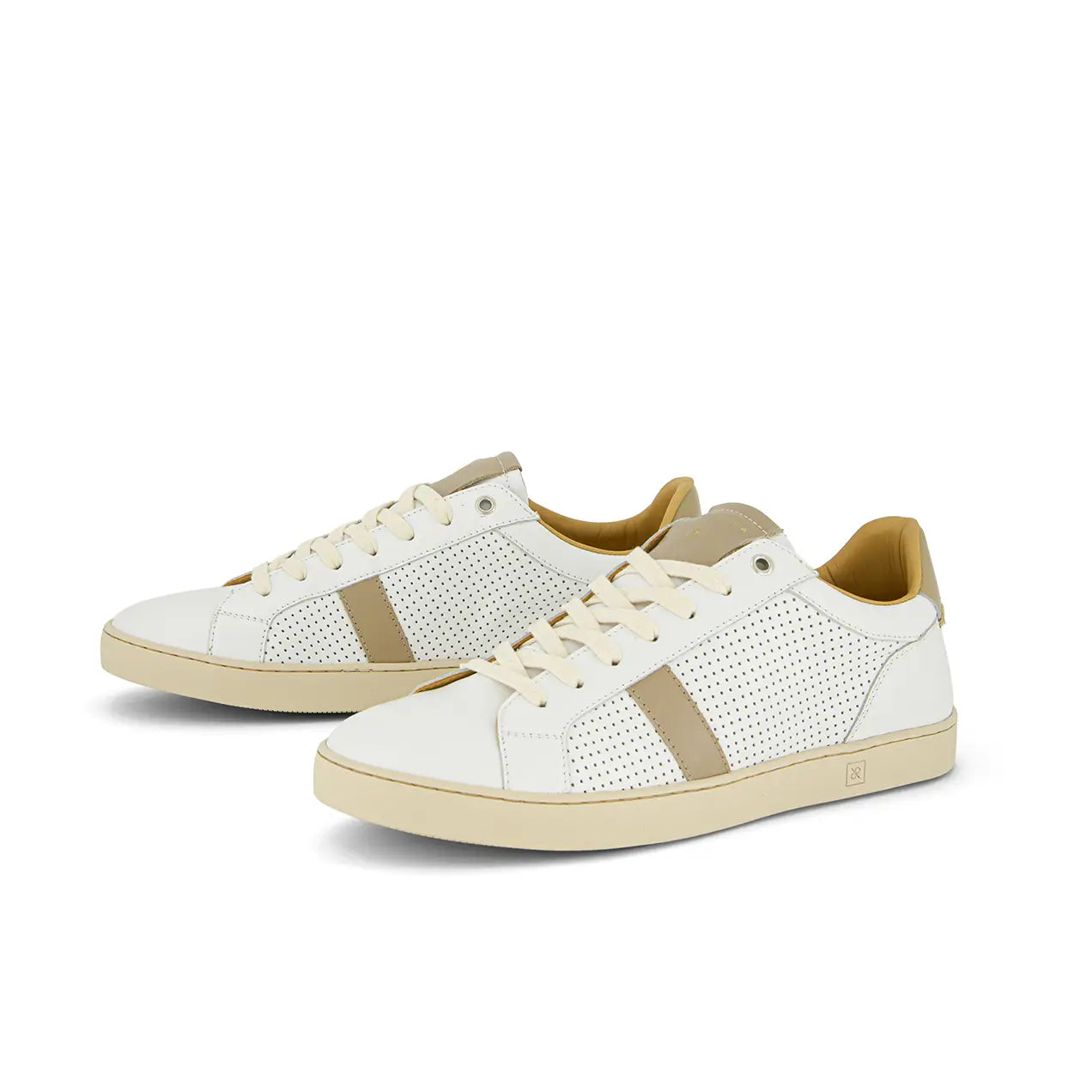 odile-white-he14